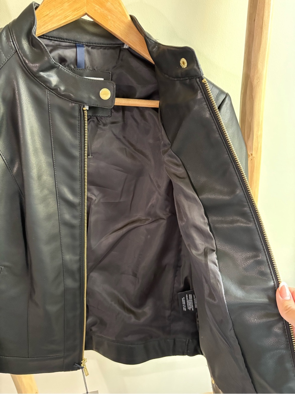 NWT Cole Haan Signature Black Faux Leather Moto Jacket Gold Hardware Large - Picture 7 of 12